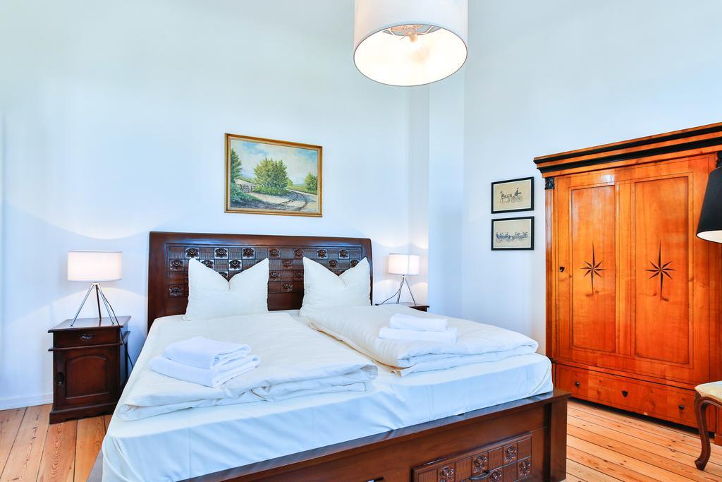 ליבק Riverside Apartments מראה חיצוני תמונה