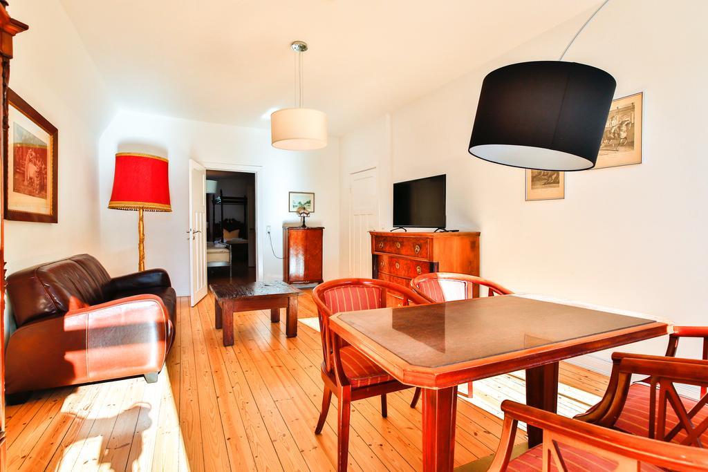 ליבק Riverside Apartments מראה חיצוני תמונה